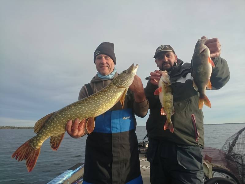 Pêche des carnassiers à Biscarosse