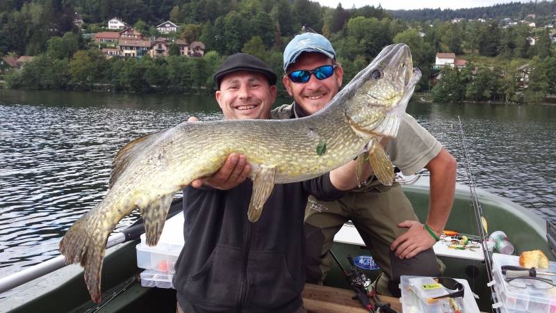 Stage de pêche des carnassiers en bateau dans les Vosges et en Lorraine