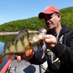 peche-passion-aveyron. guide de pêche