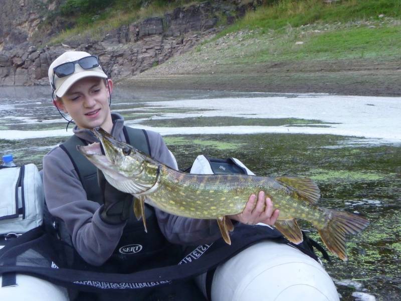 Stage de pêche des carnassiers en float-tube
