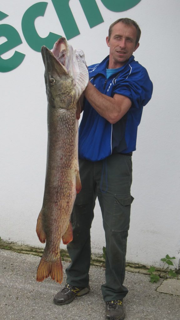 Top 1 :140 cm pris par Lionel Roux sur le Lac de Nantua