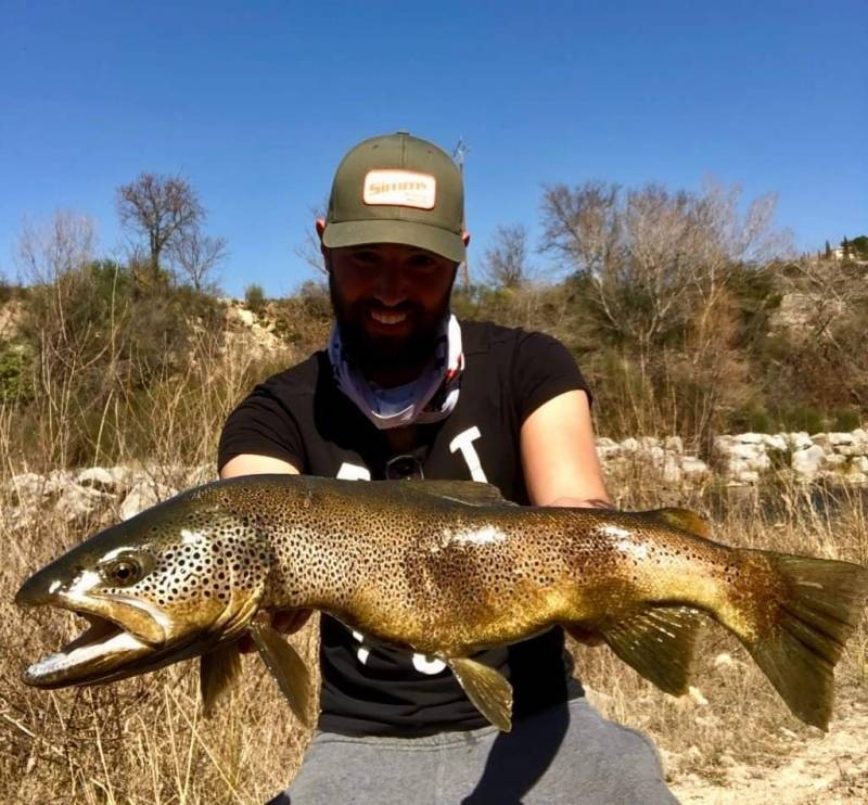 Pesca de truchas en el Bajo Verdon