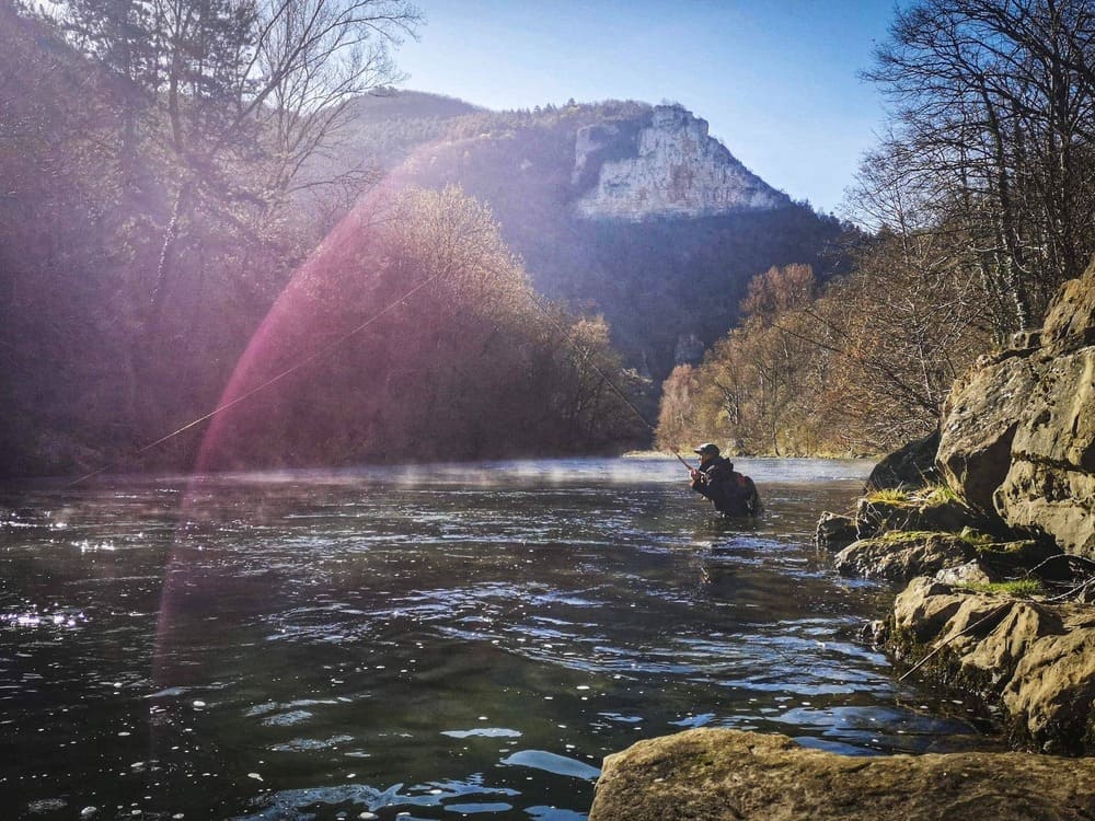 Pêcher la truite en rivière au toc