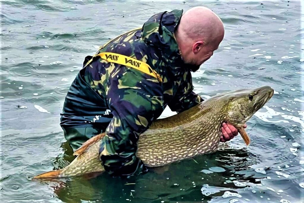 Brochet record Royaume-Uni