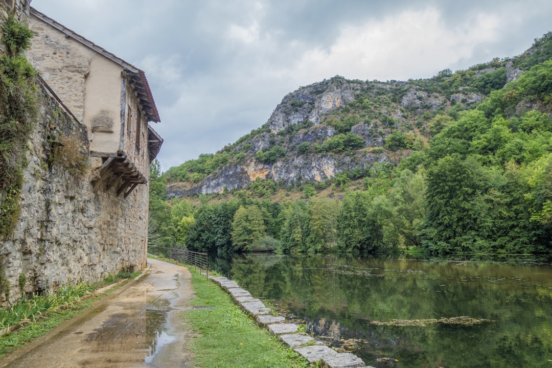 Lac de Lessy – Pêche, baignade et infos pratiques lac de lessy pêche aux leurres
