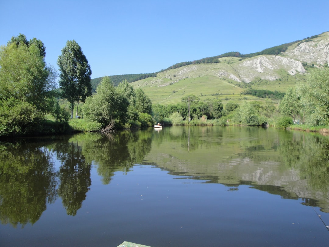 Lac de Lispach – Tout savoir pour pêcher et profiter du lac lac de lispach pêche aux leurres