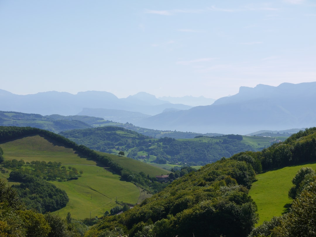 Lac de Longemer – Guide complet : pêche, faune et activités lac de longemer pêche aux leurres